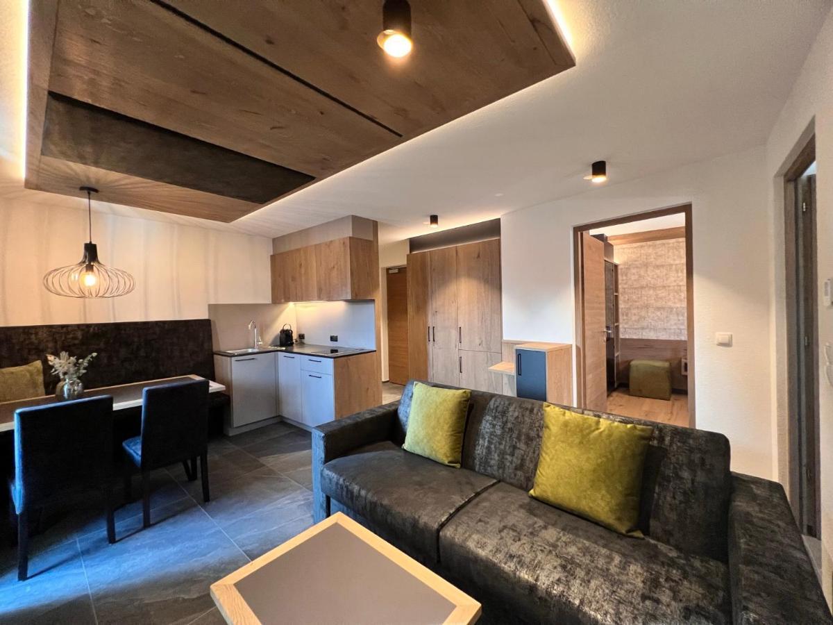 Adlhof Apartments Brunico Exterior photo