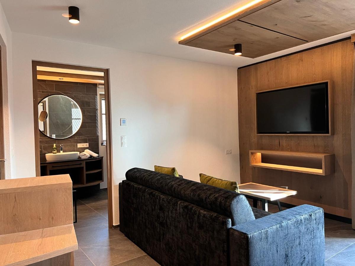 Adlhof Apartments Brunico Exterior photo